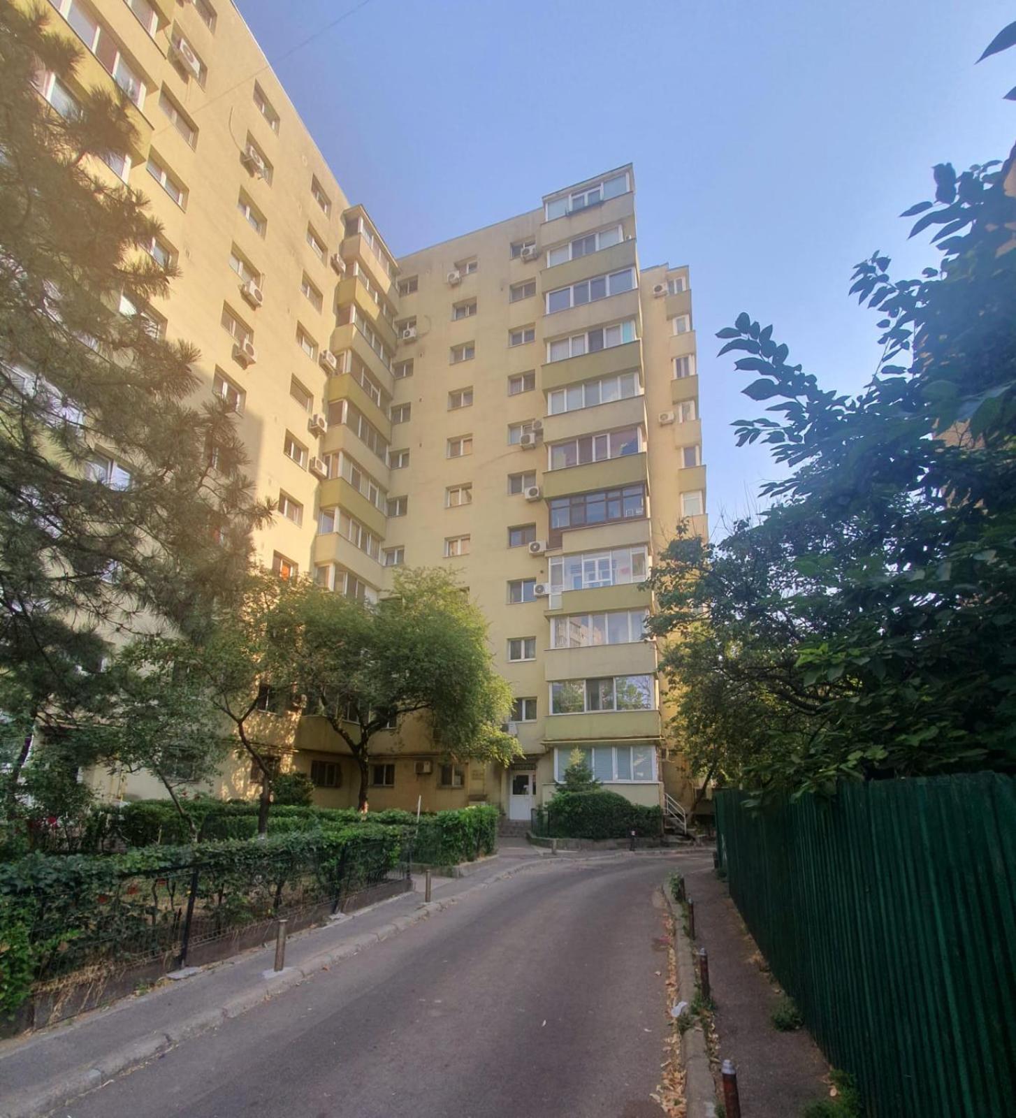 Really Apartment *